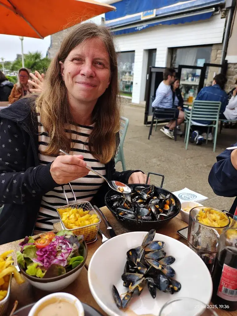 Susanne Kirwan_Café Ty Pierre_Roscoff_avis