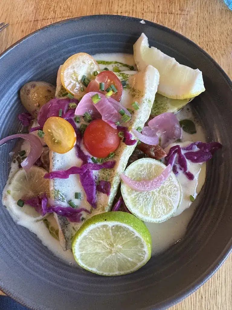 Suzanne Rovers_Le Café du Port Roscoff_Roscoff_review