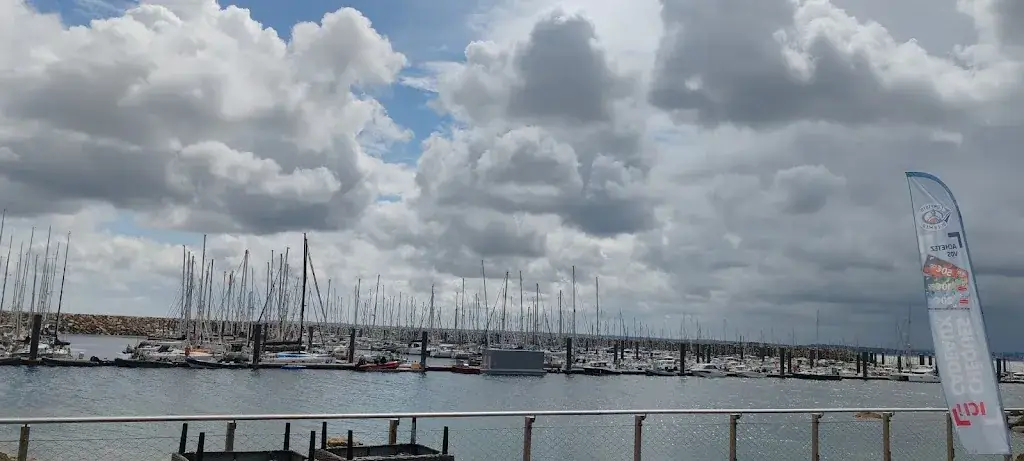 Christelle Guillemin_Ti Nathy_Roscoff_review