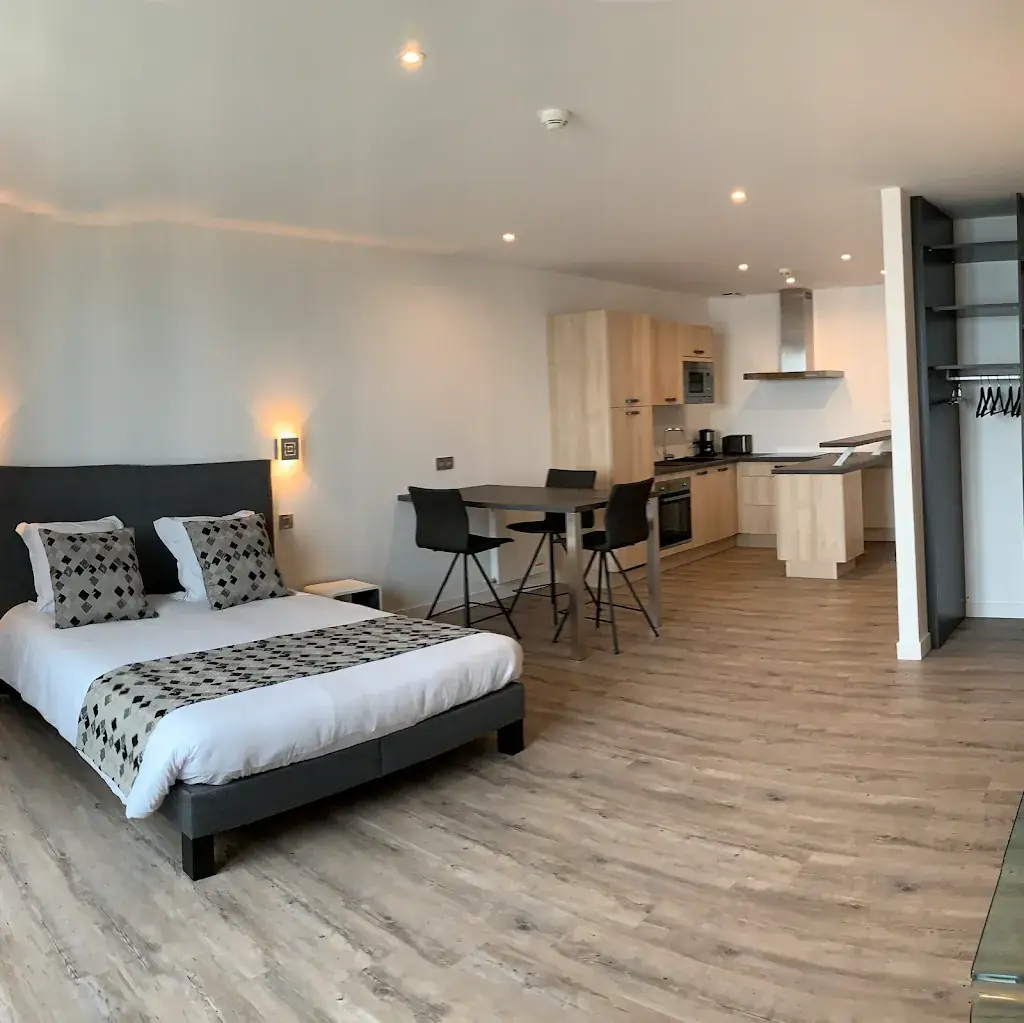 Les Arcades Roscoff_Roscoff_slider_image_3