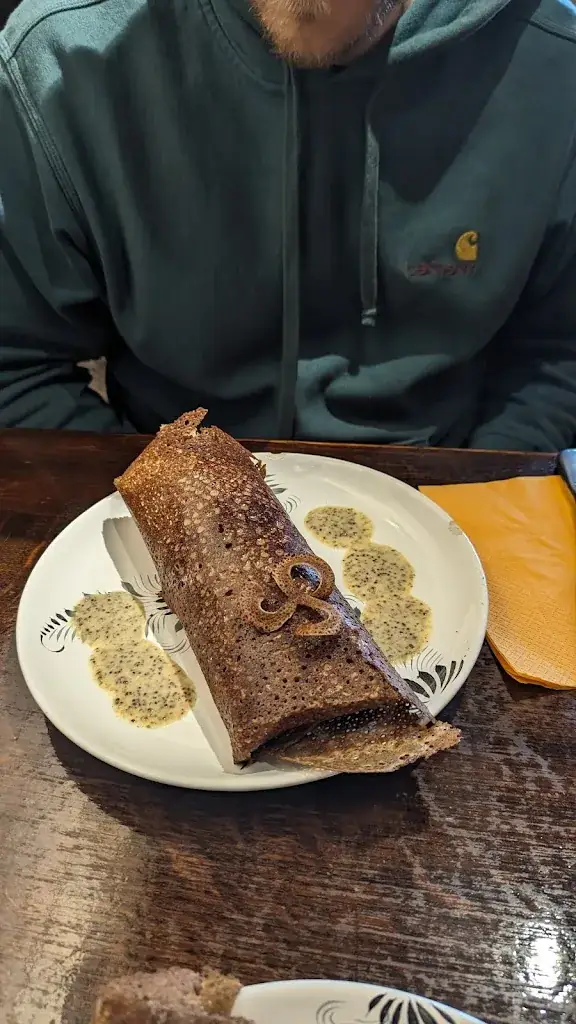 Grace Ho_Creperie Ti Saozon_Roscoff_avis