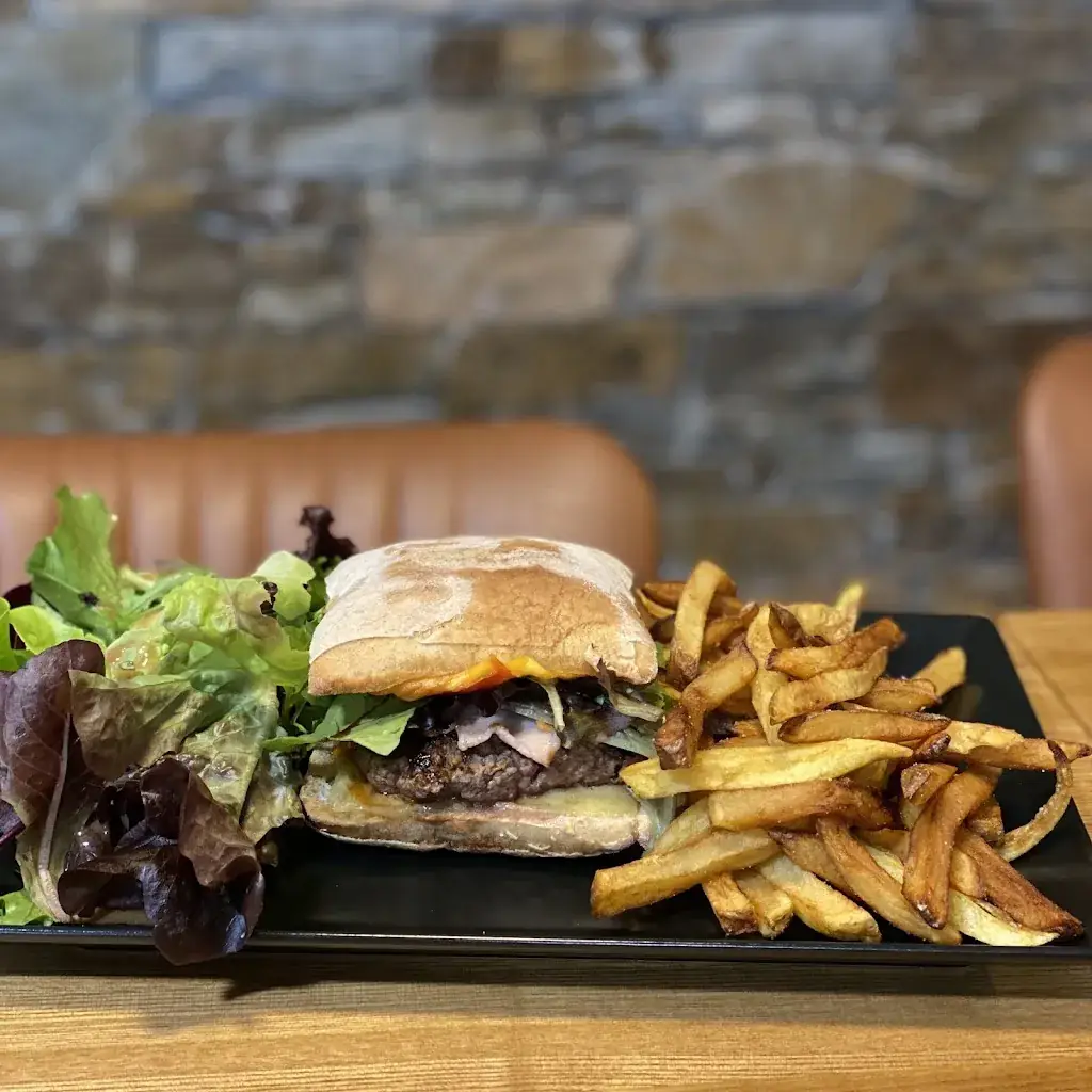 Le Carroir_Saint-Aubin-du-Cormier_slider_image_2