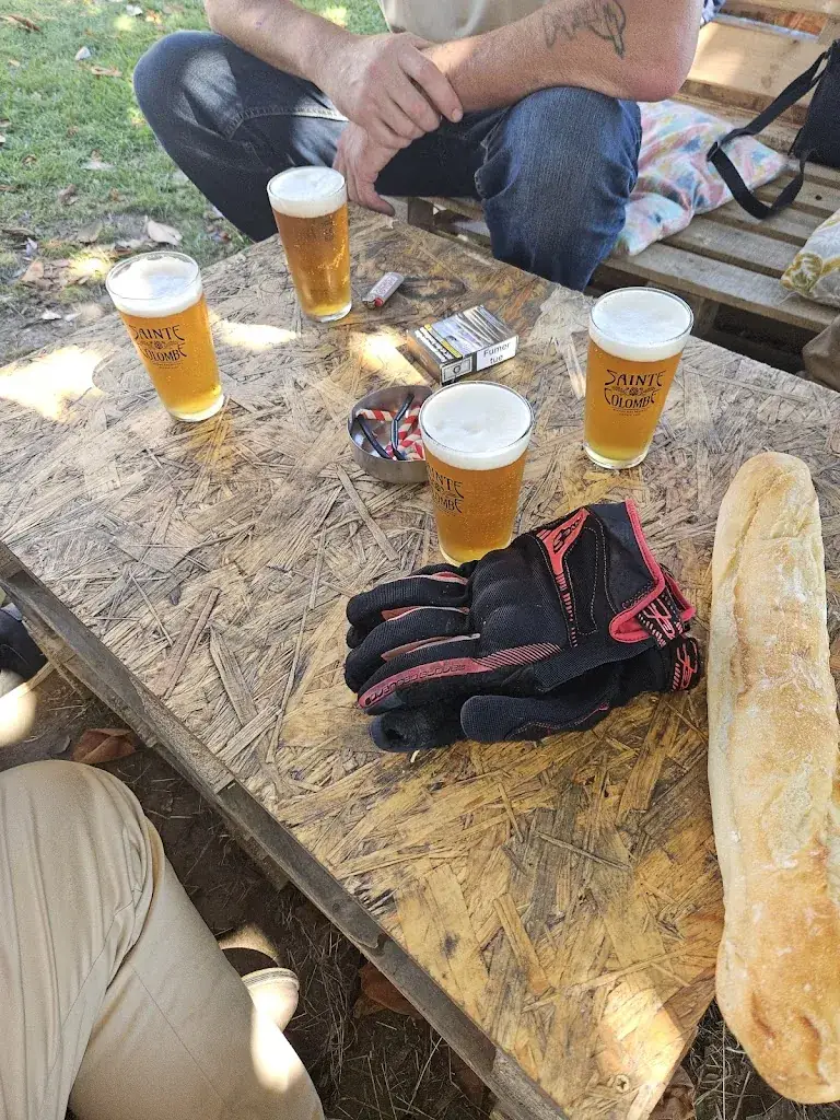 Guinguette le Préau du Cormier_Saint-Aubin-du-Cormier_slider_image_1