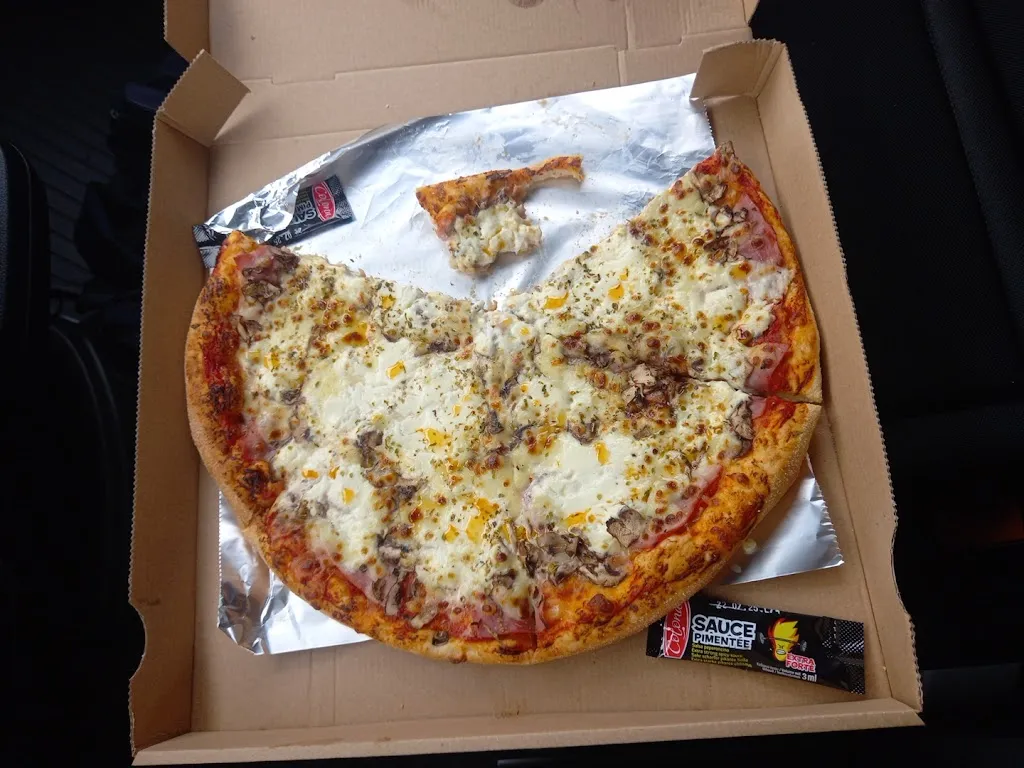 M LB_Redpepper Pizzas_Saint-Aubin-du-Cormier_review