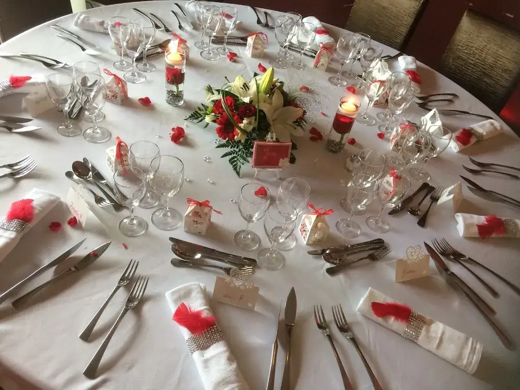 Restaurant Le Point g_Saint-Broladre_slider_image_2