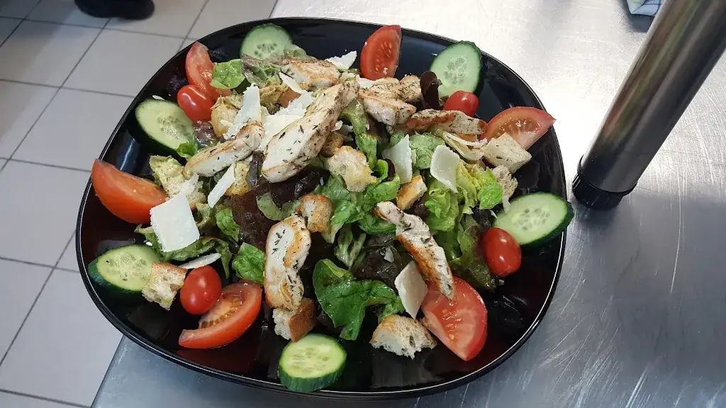 L'Atypique Restaurant_Saint-Siméon-de-Bressieux_slider_image_3