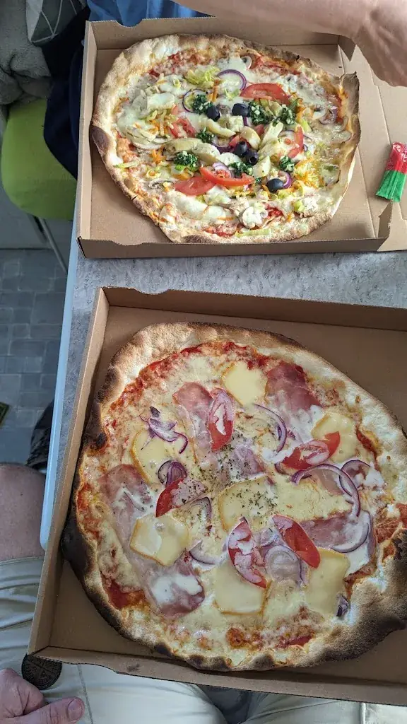 Justin Williams_D'Élise Pizza_Rosporden_review