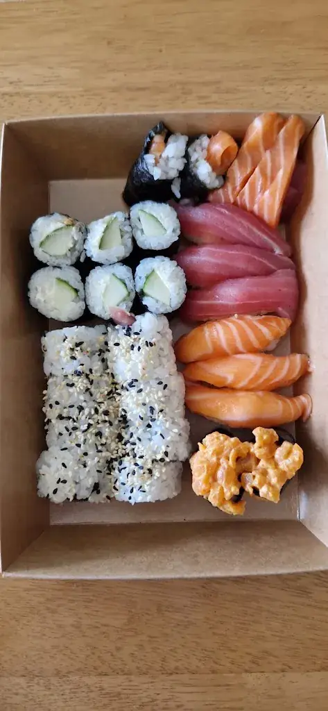 Menu_Seven Lock's Sushi_Mauritius_image_6