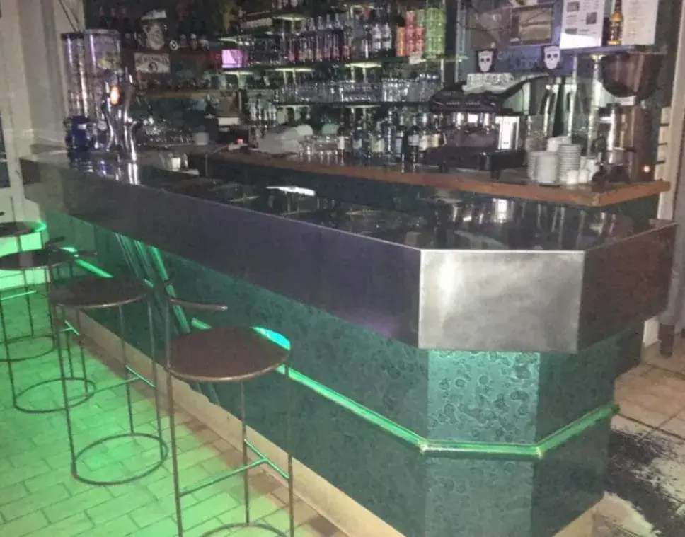 Le Saintex Chez JEFF_Brézins_slider_image_3