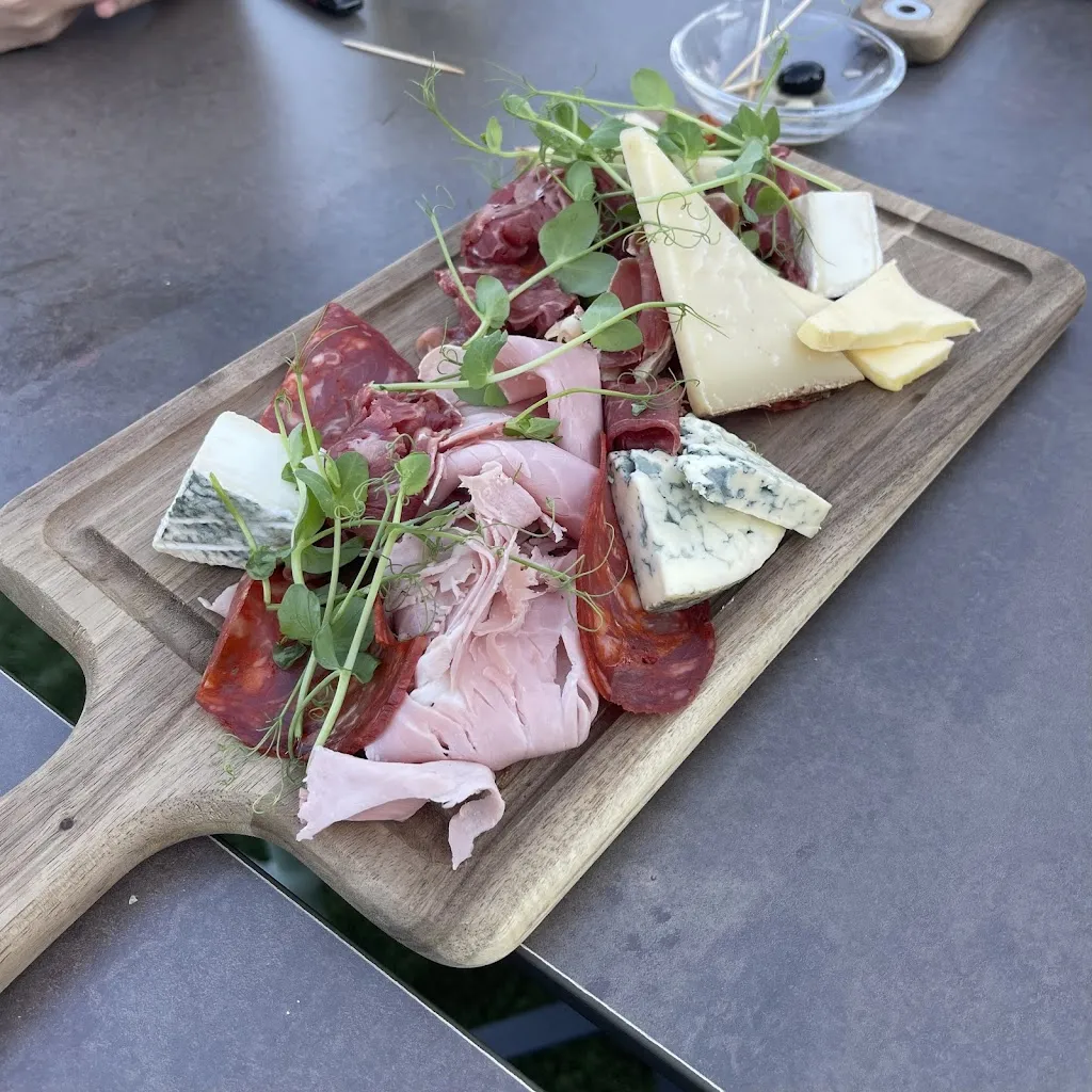 Manu R_Mandrin 1754_Saint-Étienne-de-Saint-Geoirs_review