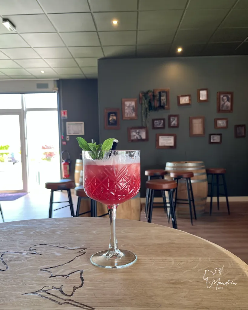 Mandrin 1754 Restaurant in Saint-Étienne-de-Saint-Geoirs