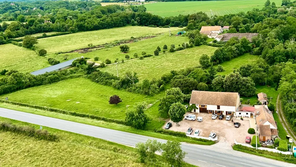 Le Relais Bourbonnais_Broût-Vernet_slider_image_3