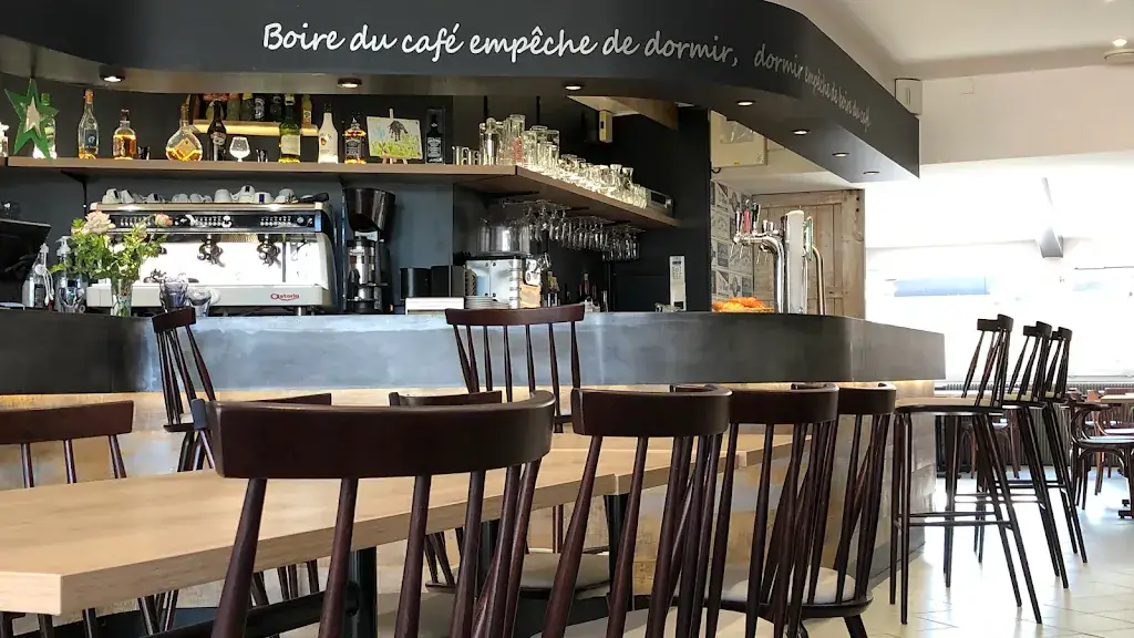 Le Brazza restaurant in Pontorson