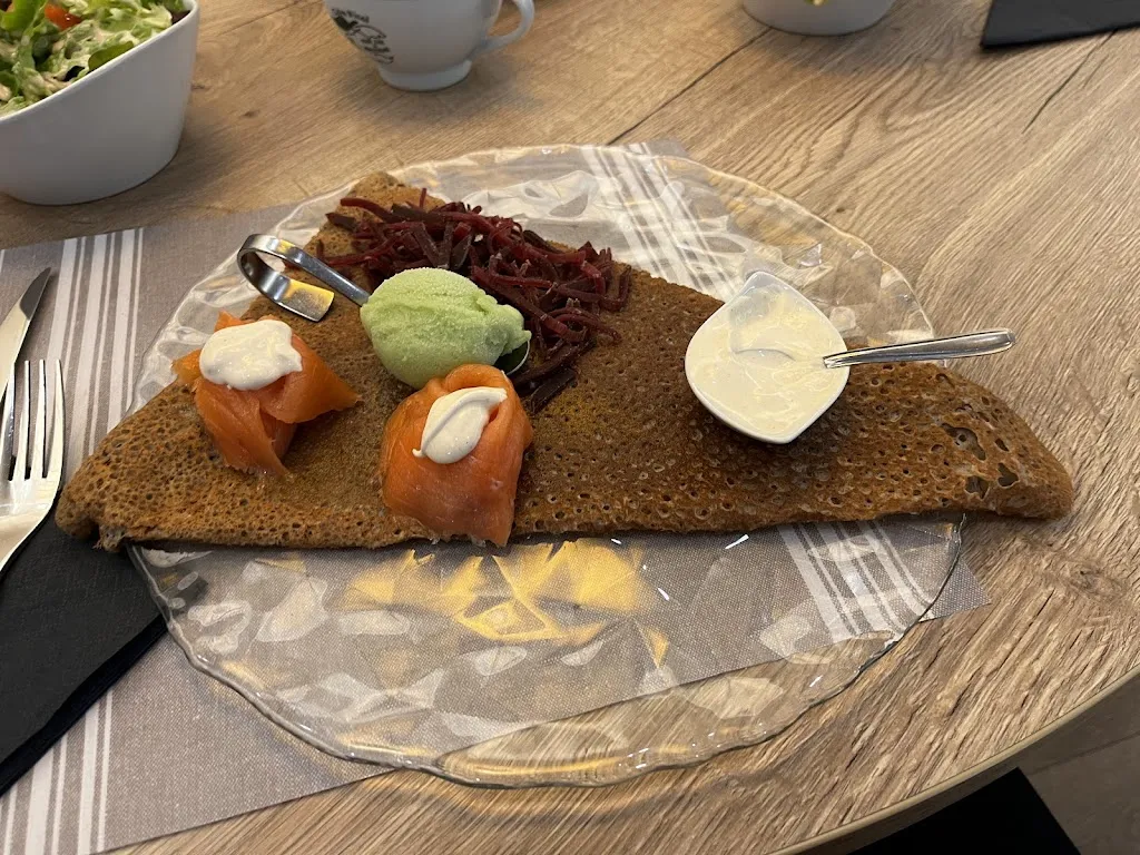 Ryan Hobbs_Creperie Bara Breizh_Saint-Armel_review