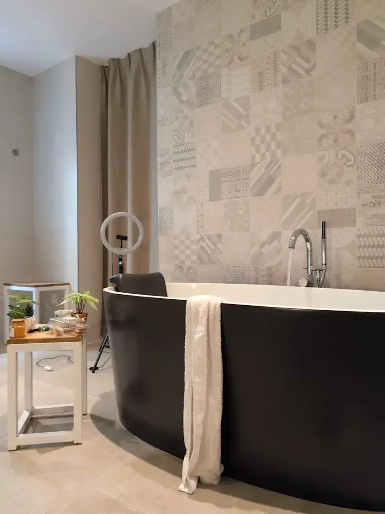 Hotel & Spa Le Manoir De Kerbot restaurant in Sarzeau