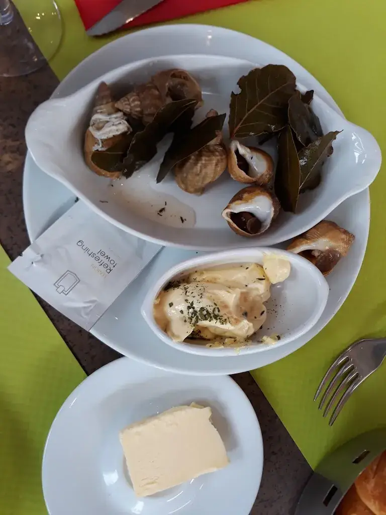 Cathe LM_Restaurant pizzéria Le Pas Sage_Hézo_review