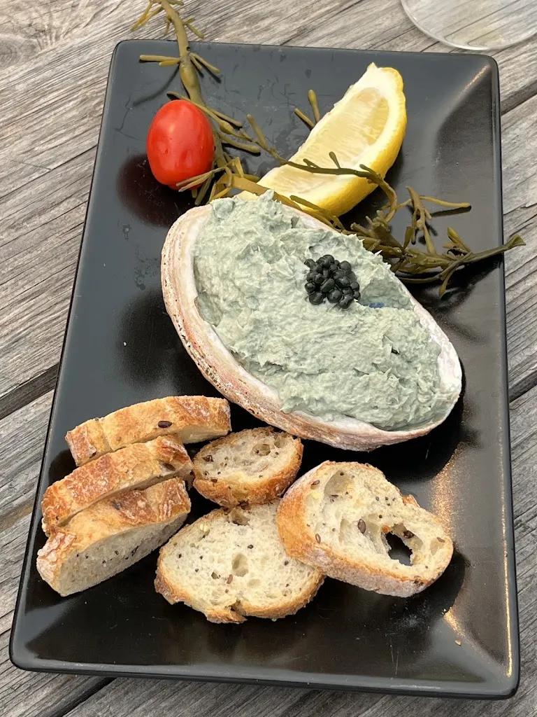 carlos unamunzaga_La Nurserie Du Golfe_Sarzeau_review