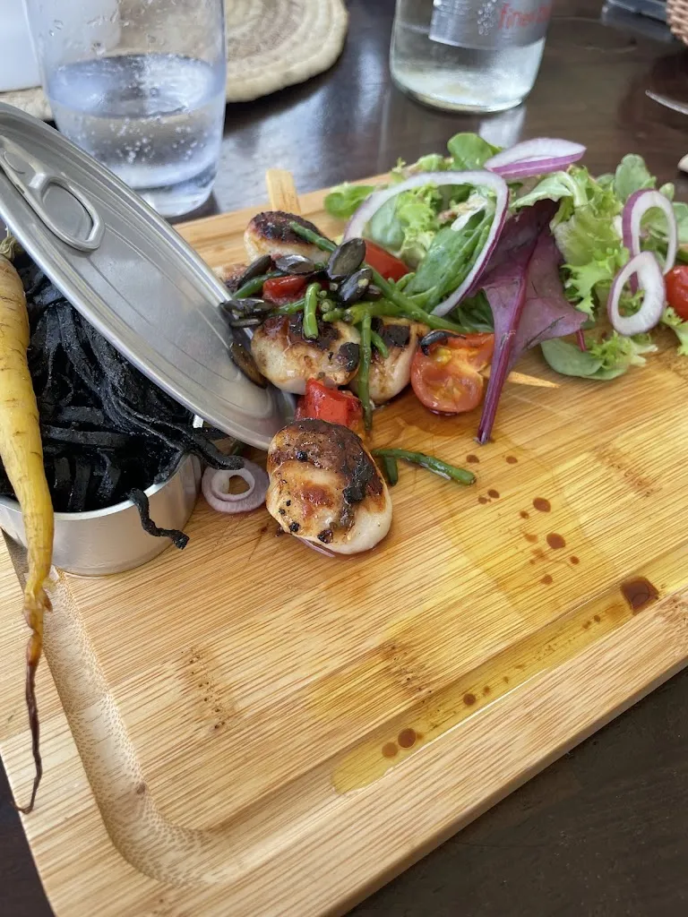 Alban Va_La Marinière_Saint-Cast-le-Guildo_review