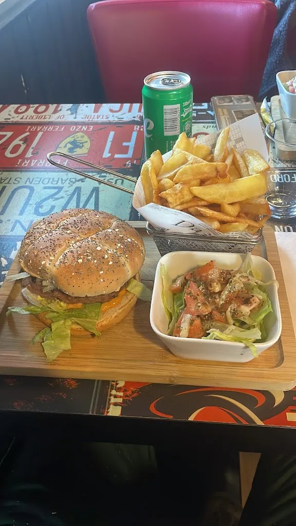 Domingo Barri_Oscar road st donan_Saint-Donan_review