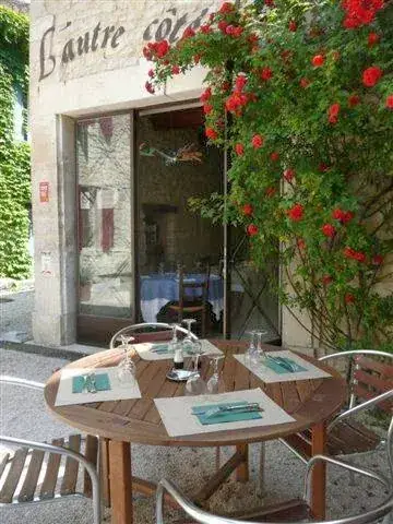 L'autre côté du lavoir restaurant in Saint-Didier