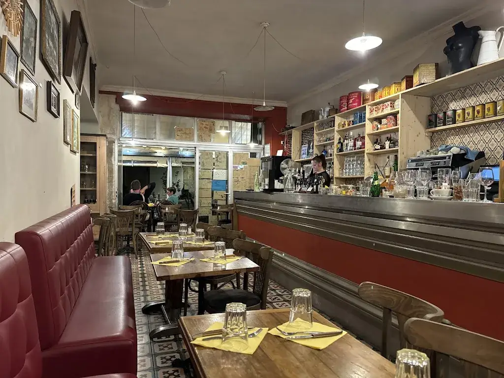 Bistrot Juliette_Saint-Didier_slider_image_3