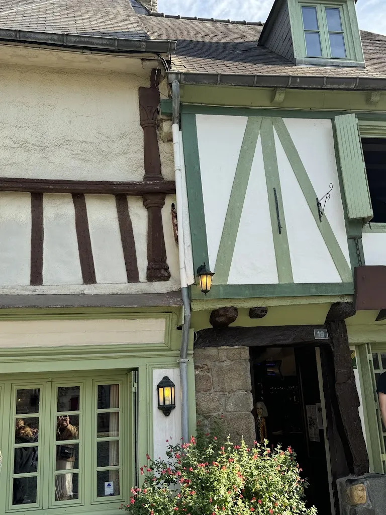 Carolina Martín Díaz_La Vigna_Saint-Brieuc_review