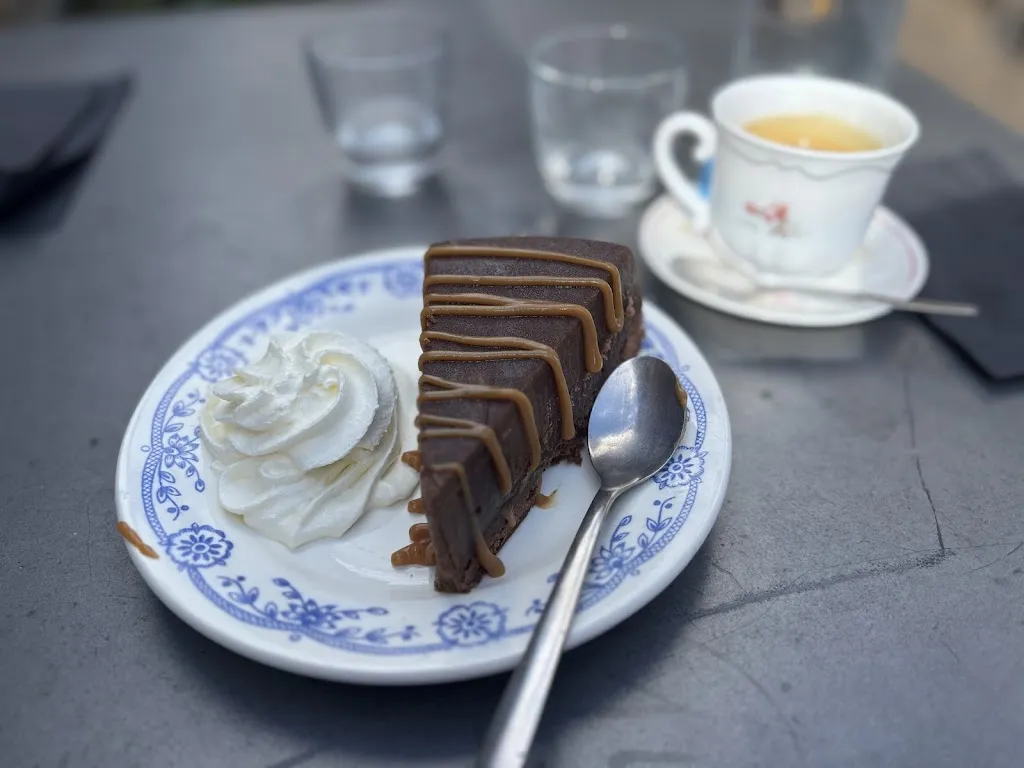 Sybille Joffraud_1701_Saint-Brieuc_review