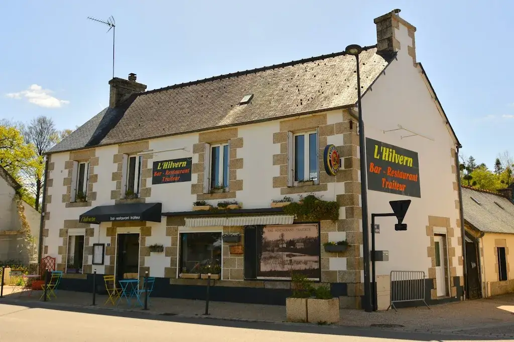 L'Hilvern Bar-Restaurant_Saint-Gonnery_slider_image_2