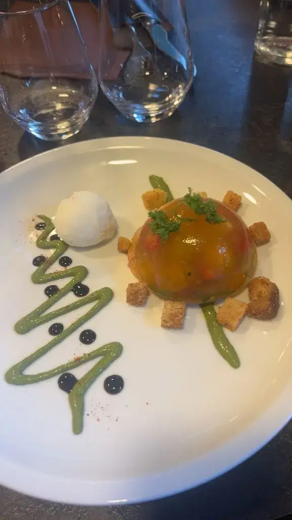 Cora_Le Vellavi_Puy-en-Velay_review