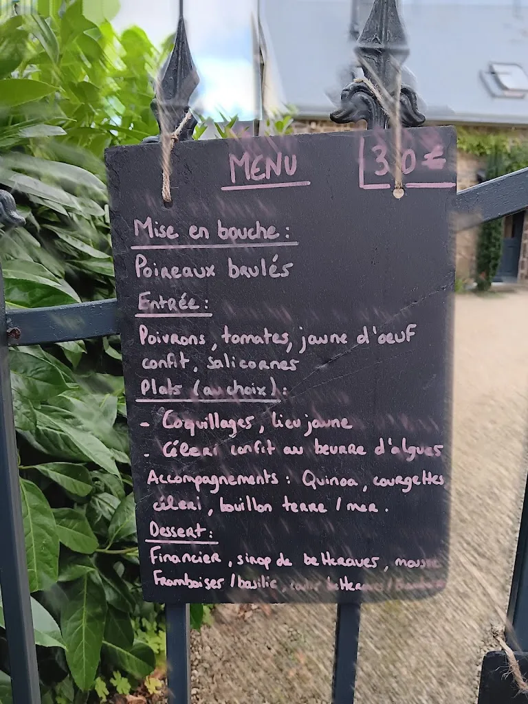 Menu_Auberge les filles en bottes_Saint-Georges-de-Reintembault_image_4