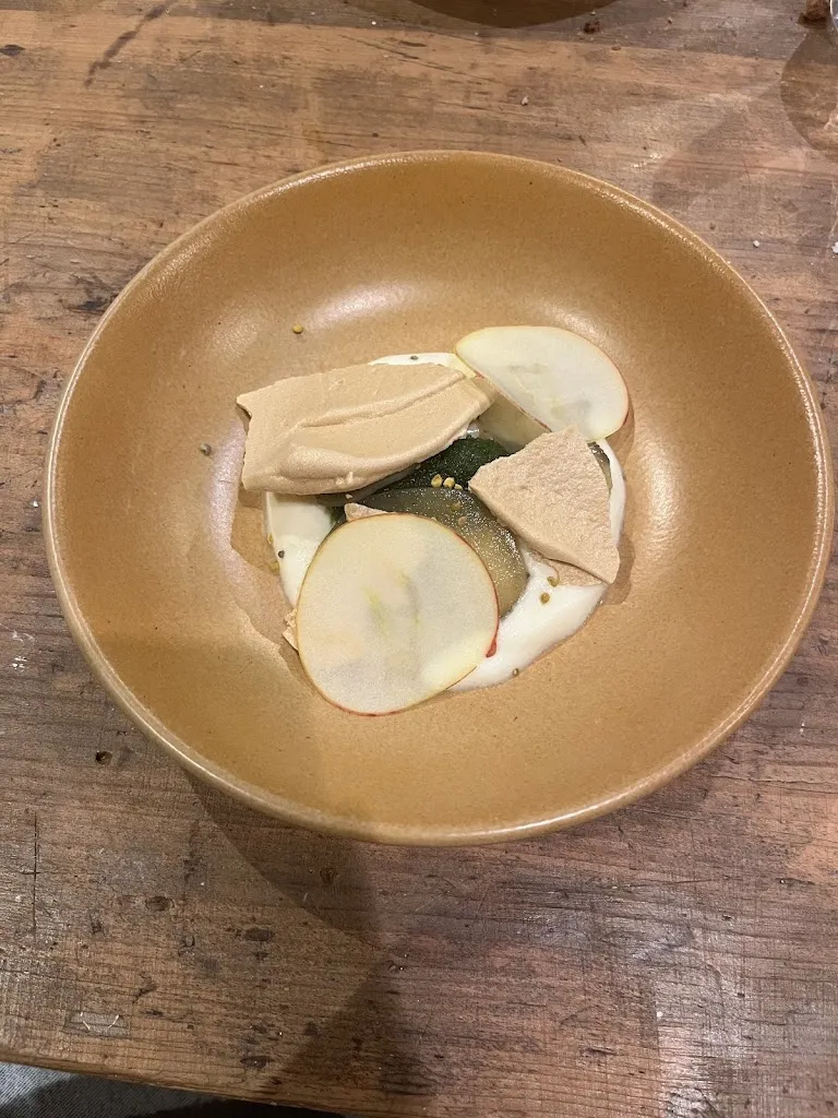 Auberge les filles en bottes_Saint-Georges-de-Reintembault_slider_image_3