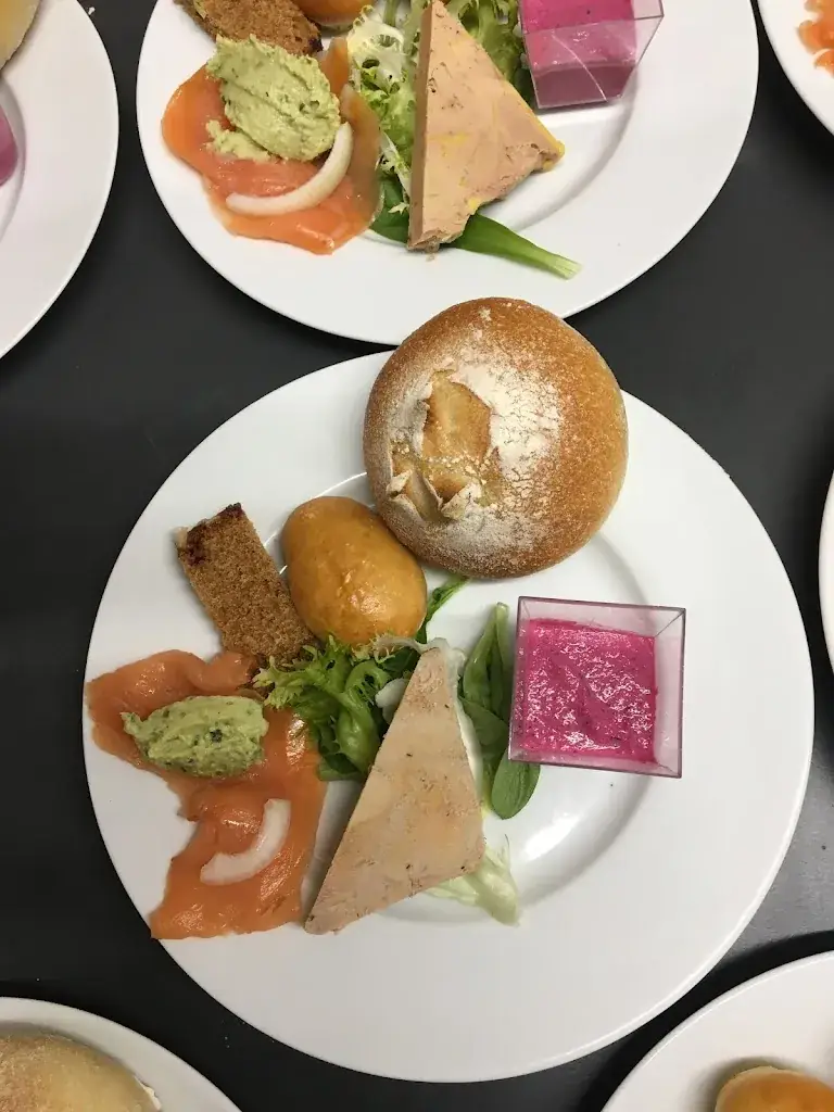 Auberge du Rocher_Monthault_slider_image_2