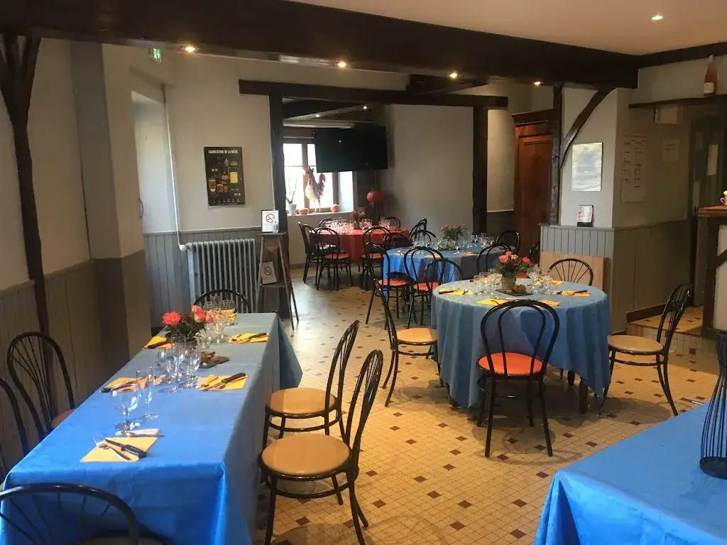 Auberge du Rocher_Monthault_slider_image_3