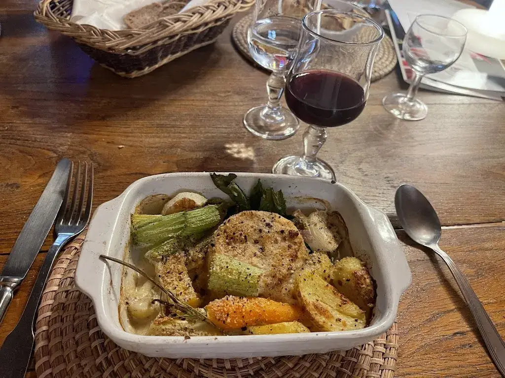 Shemov_Le casse-graines_Châtellier_review