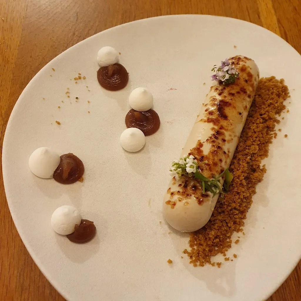 Dave Barrett_FIGARO_Marseille_review