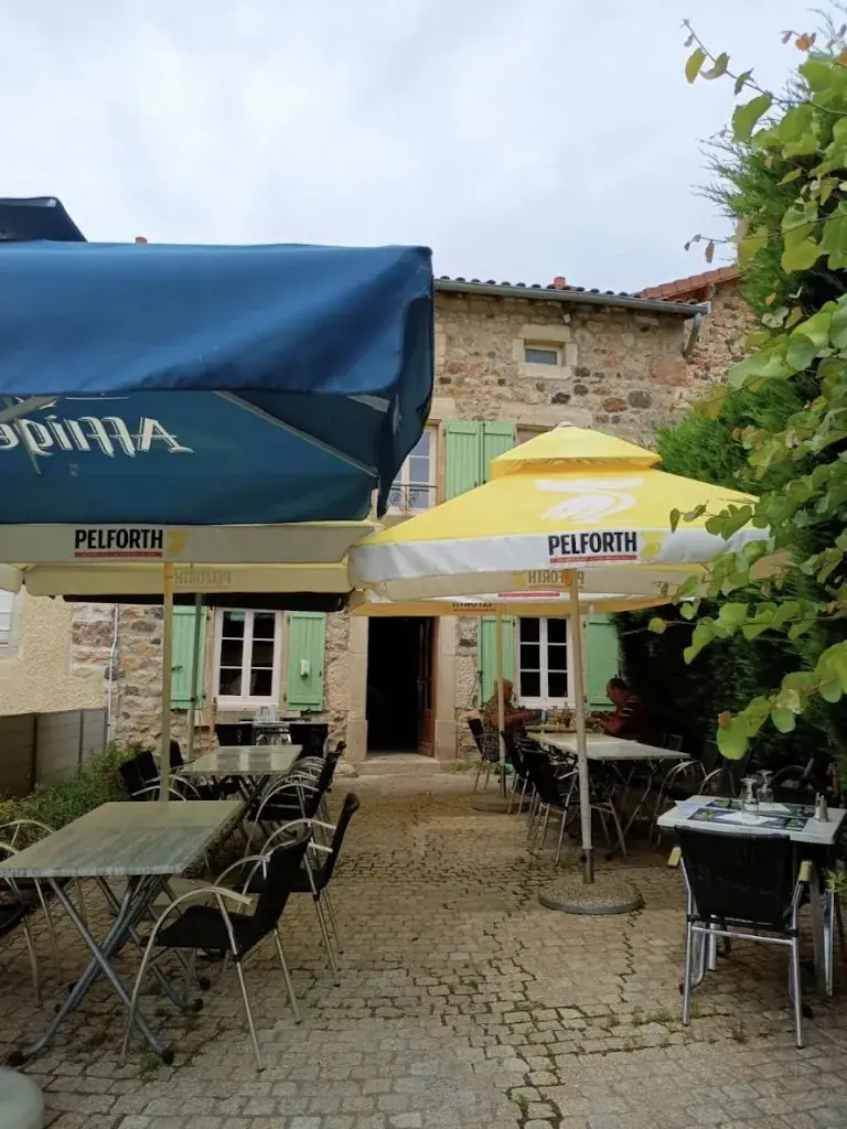 Le Chardon Bleu_Chaspinhac_slider_image_1