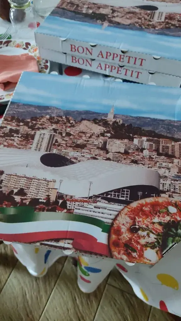 Sébastien Raunier_La Saga des Pizzas_Marseille_review