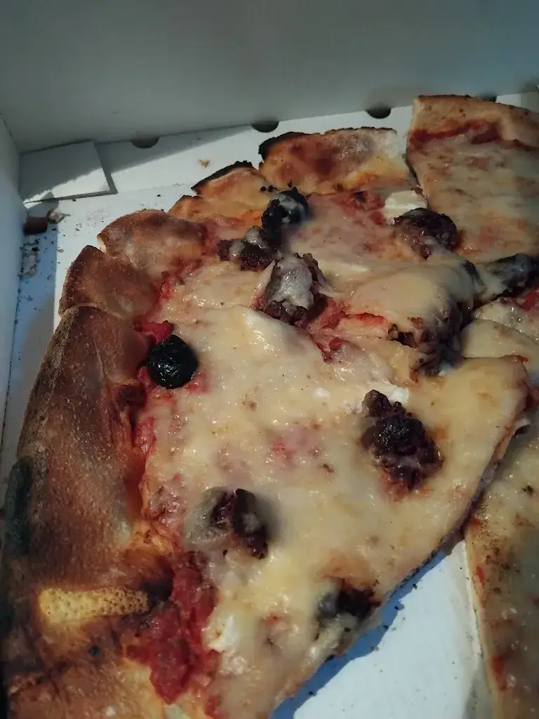 Jean Marion_La Saga des Pizzas_Marseille_review