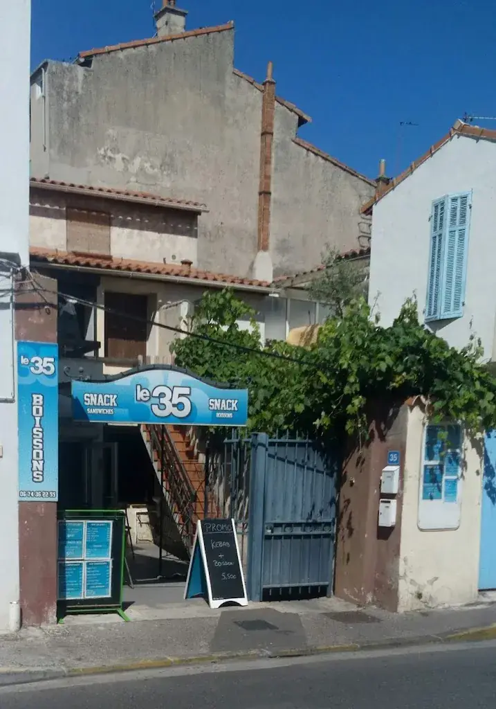 Snack Le 35_Marseille_slider_image_1