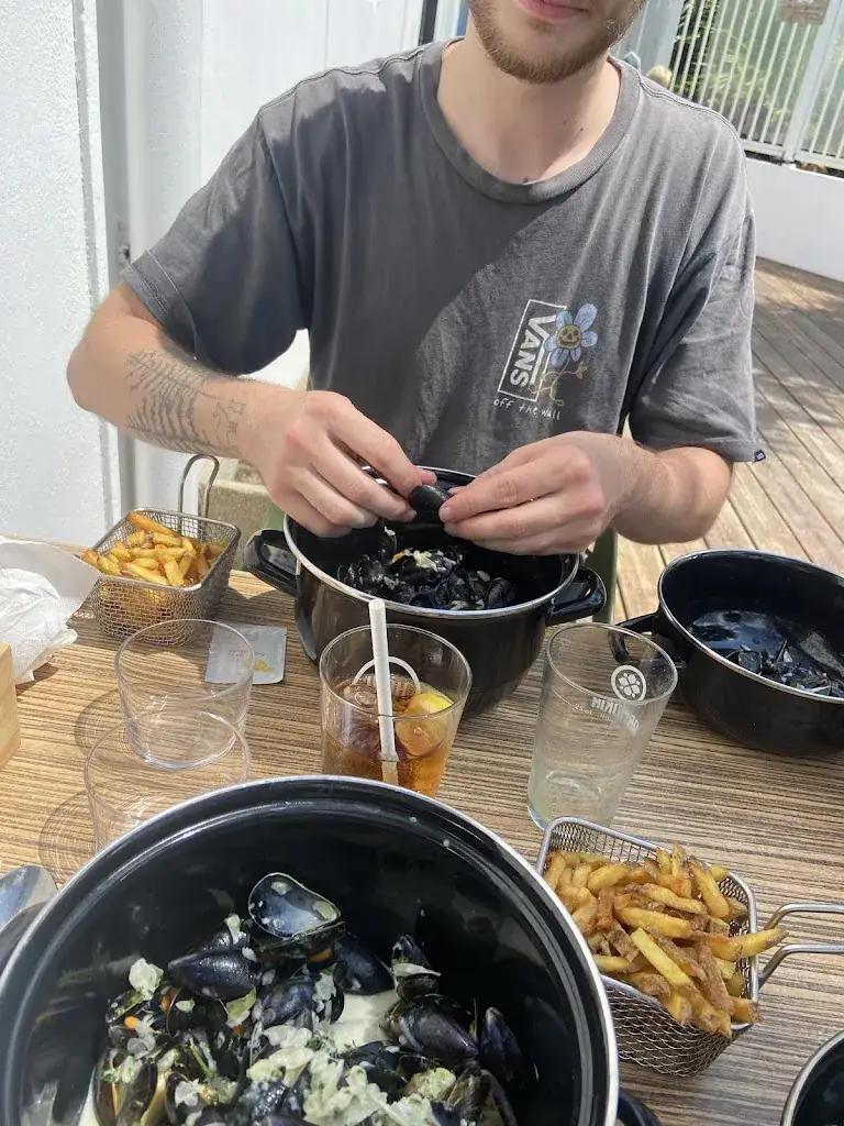 Laura Boulo_La Terrasse - Restaurant/Snack/Bar - Camping Émeraude_Saint-Briac-sur-Mer_review