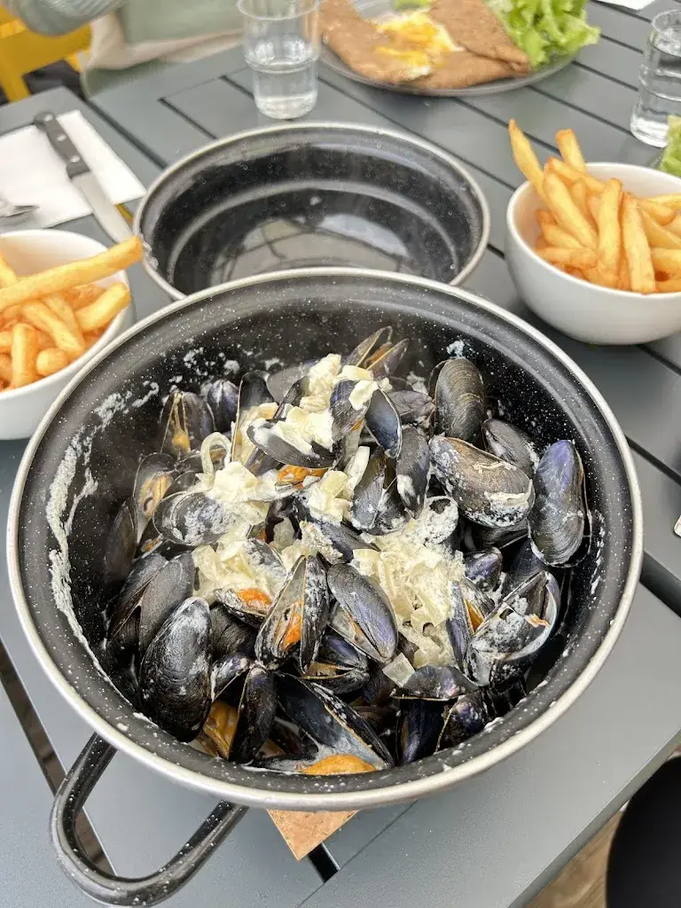 L'ALBATROS restaurant in Saint-Briac-sur-Mer