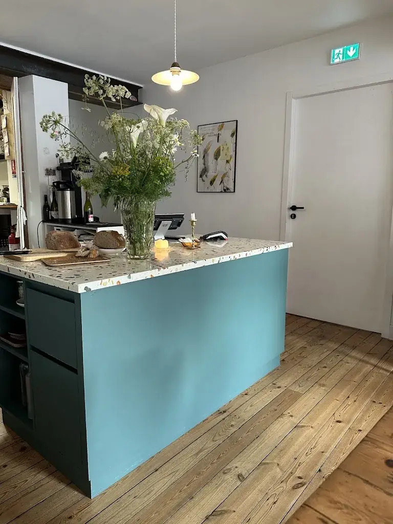 Ronit Stern_Comète I Restaurant et Chambres d'hôtes I à la mer I Saint Lunaire I_Saint-Lunaire_review