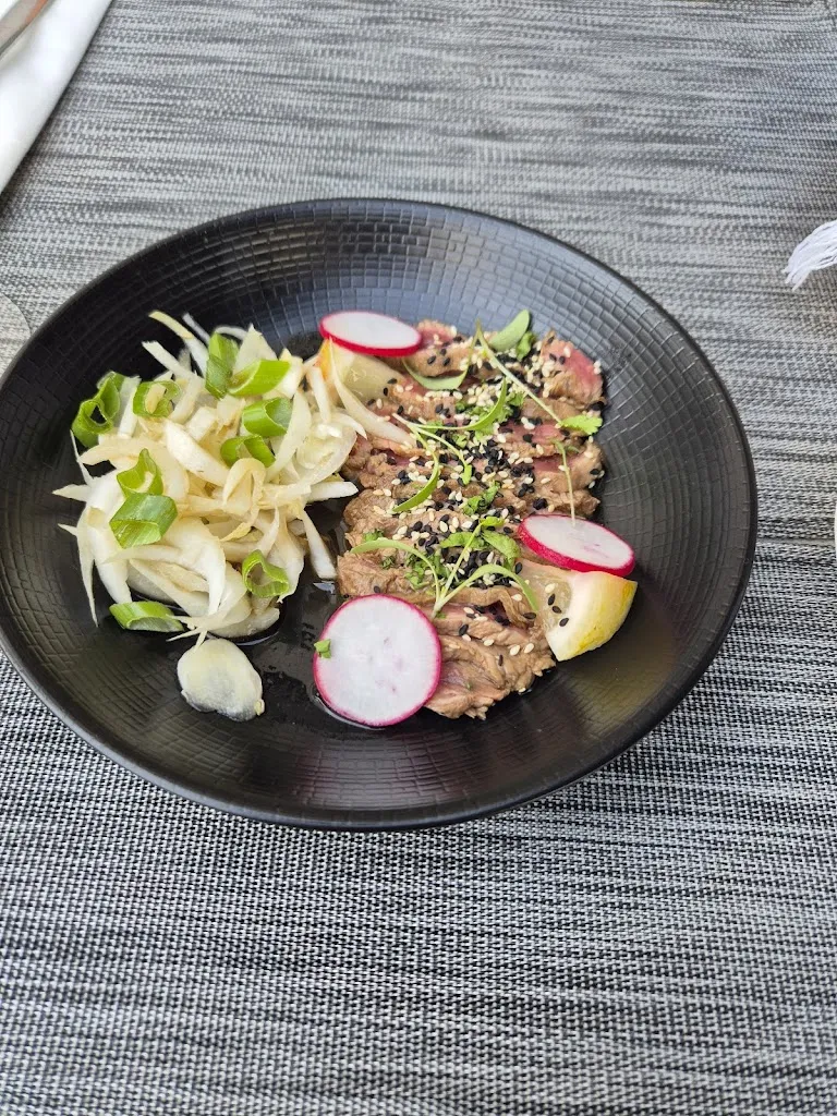 Morgan Seite_Les Oliviers_Vannes_review