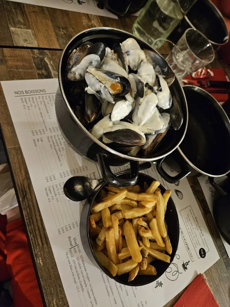 Cyclope_La cabane à moules_Puy-en-Velay_review