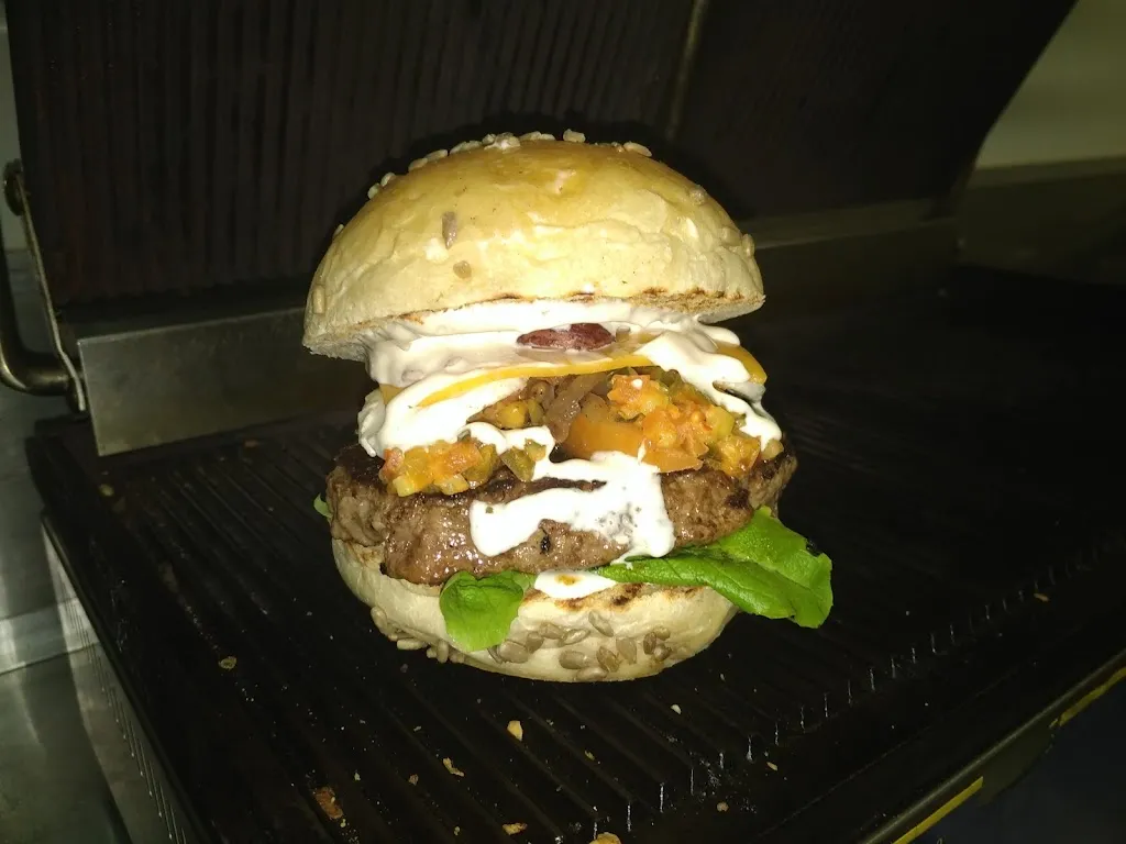 Les Petits Plats Dans Les Grands_Saint-Médard-sur-Ille_slider_image_2