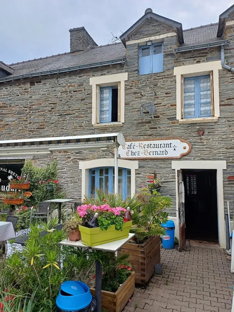 Café Restaurant Chez Bernard_Saint-Martin-sur-Oust_slider_image_3