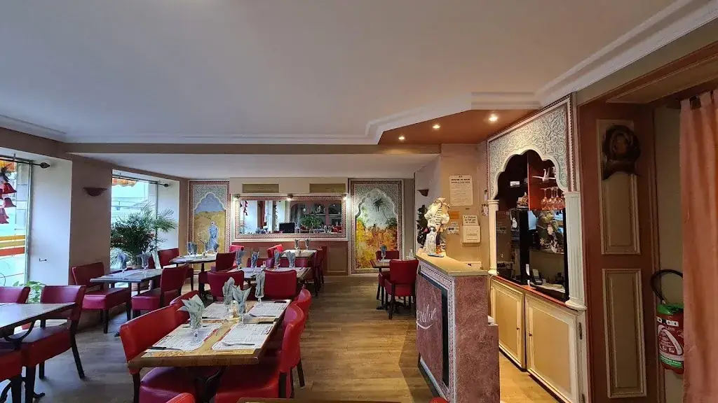 LA GWENDOLINE_Saint-Nicolas-du-Pélem_slider_image_1