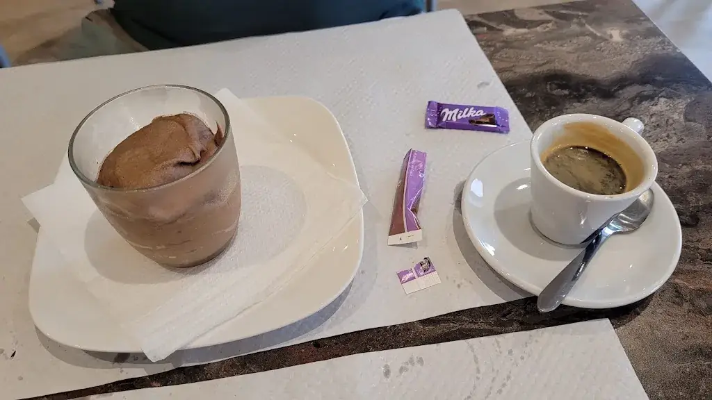 Restaurant Le Bon Accueil restaurant in Saint-Ouen-des-Alleux