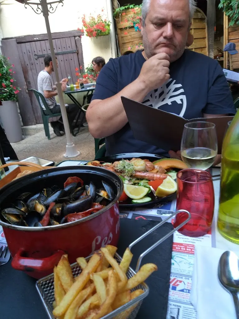 Menu_le Saint-père Restaurant_Tonnerre_image_8