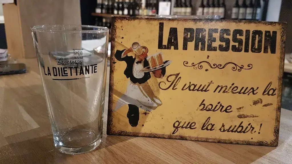 Kevin Picaud_La Flemme Cave & Bar_Saint-Nolff_review